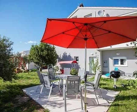 Apartments Cape Deluxe Ртина Екстериор снимка