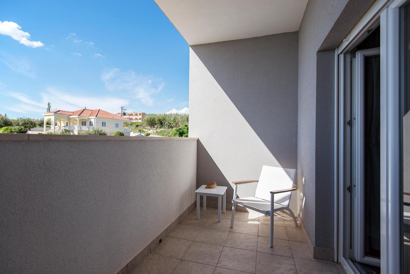 Apartments Cape Deluxe Ртина Екстериор снимка