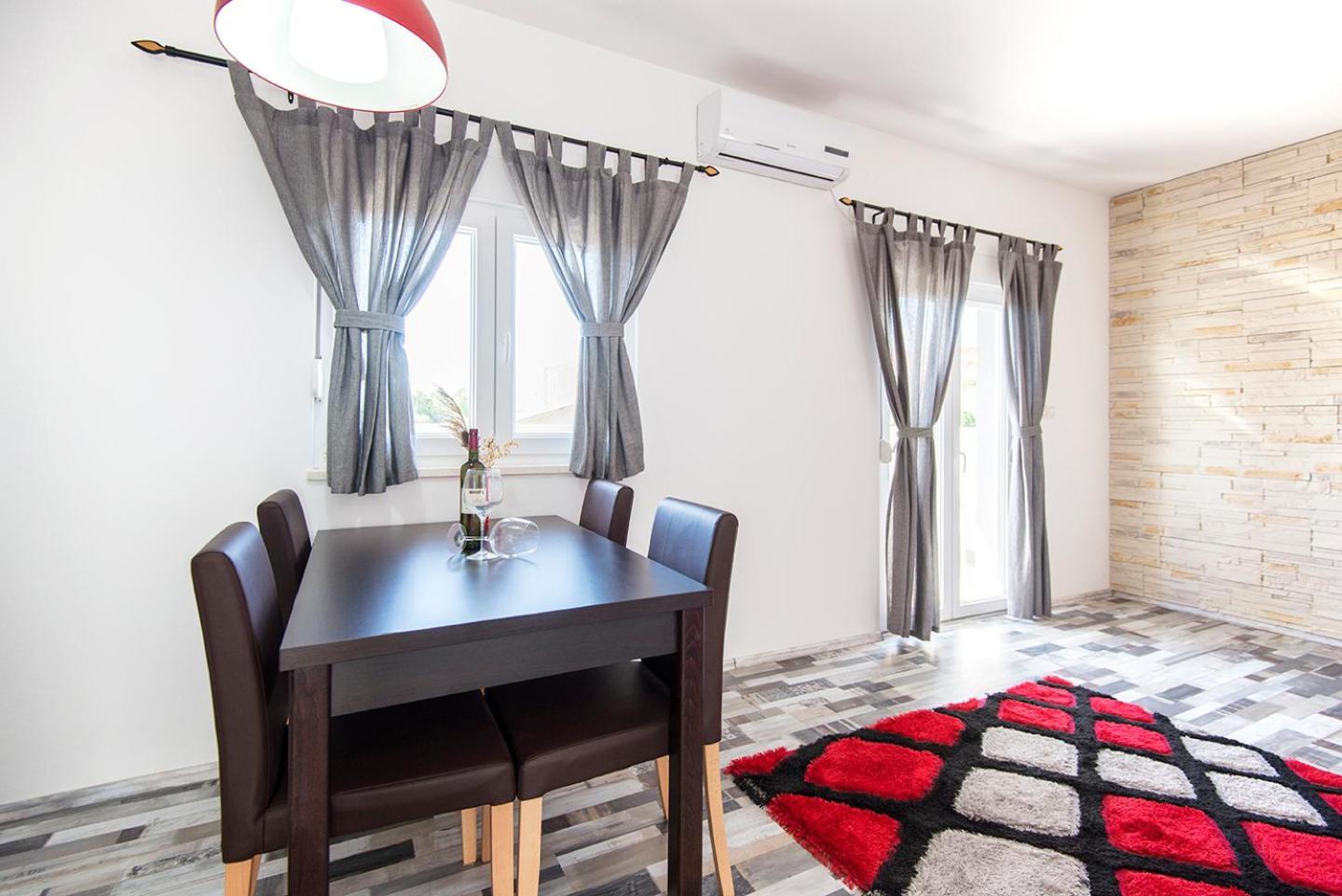 Apartments Cape Deluxe Ртина Екстериор снимка