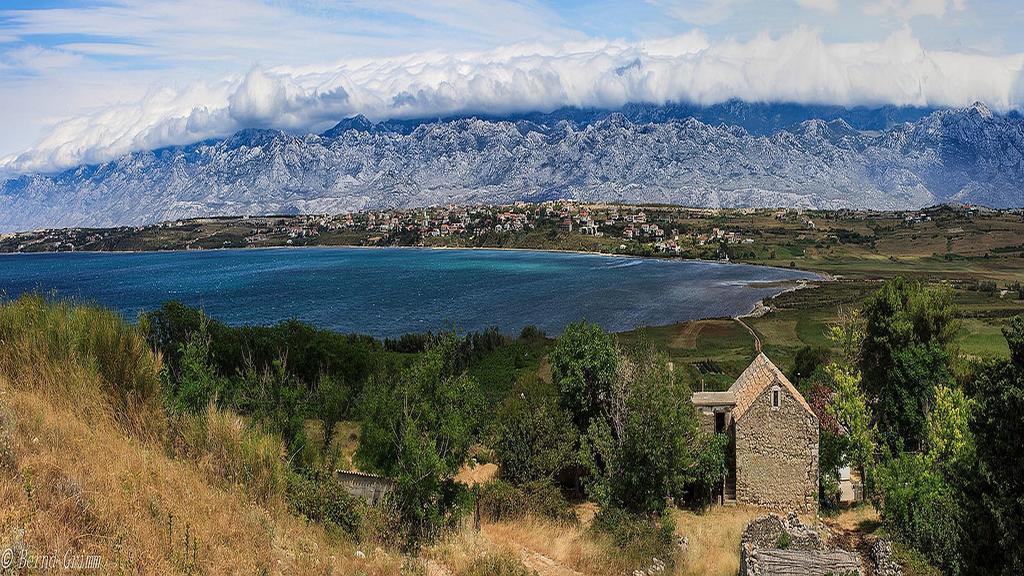 Apartments Cape Deluxe Ртина Екстериор снимка